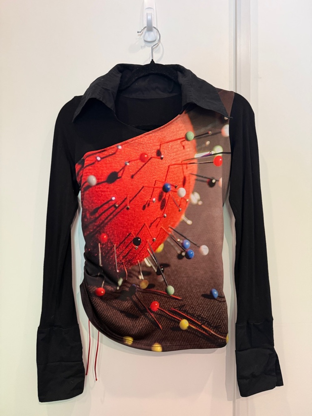 Anatopik Vintage Black Long-Sleeve Collared Top with Red Graphic Print